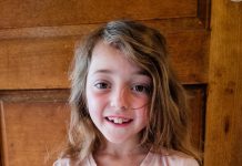 Pensee’s hand in making art