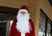 Christmas eve buzz in Millicent