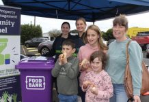 Supporting community through sizzling snags