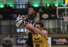 Mixed weekend for Pioneers men