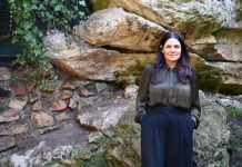 Tourism service shift