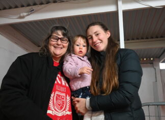 Millicent Show powers through wild weather