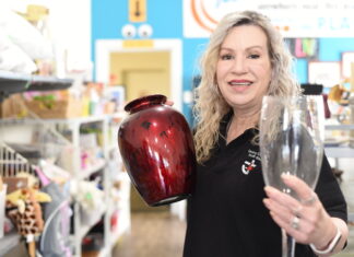 Shauna supports community